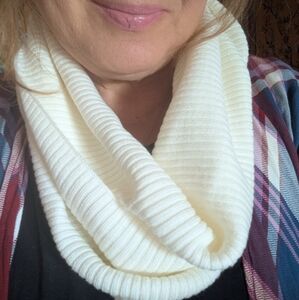 IMAN Ivory Ribbed Cowl Neck Infinity Scarf.